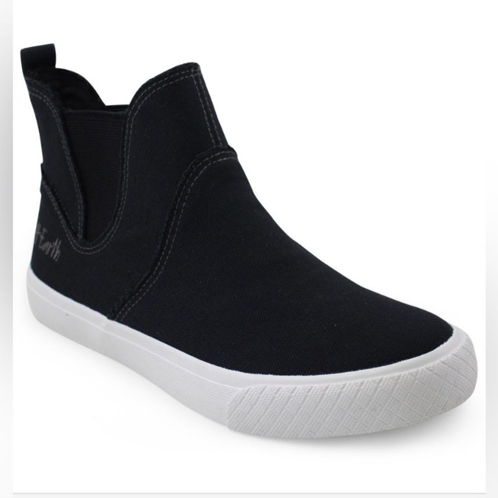 Blowfish Malibu Women's 4Earth Torta High-Top Sneaker in Black Washed Size 9.5